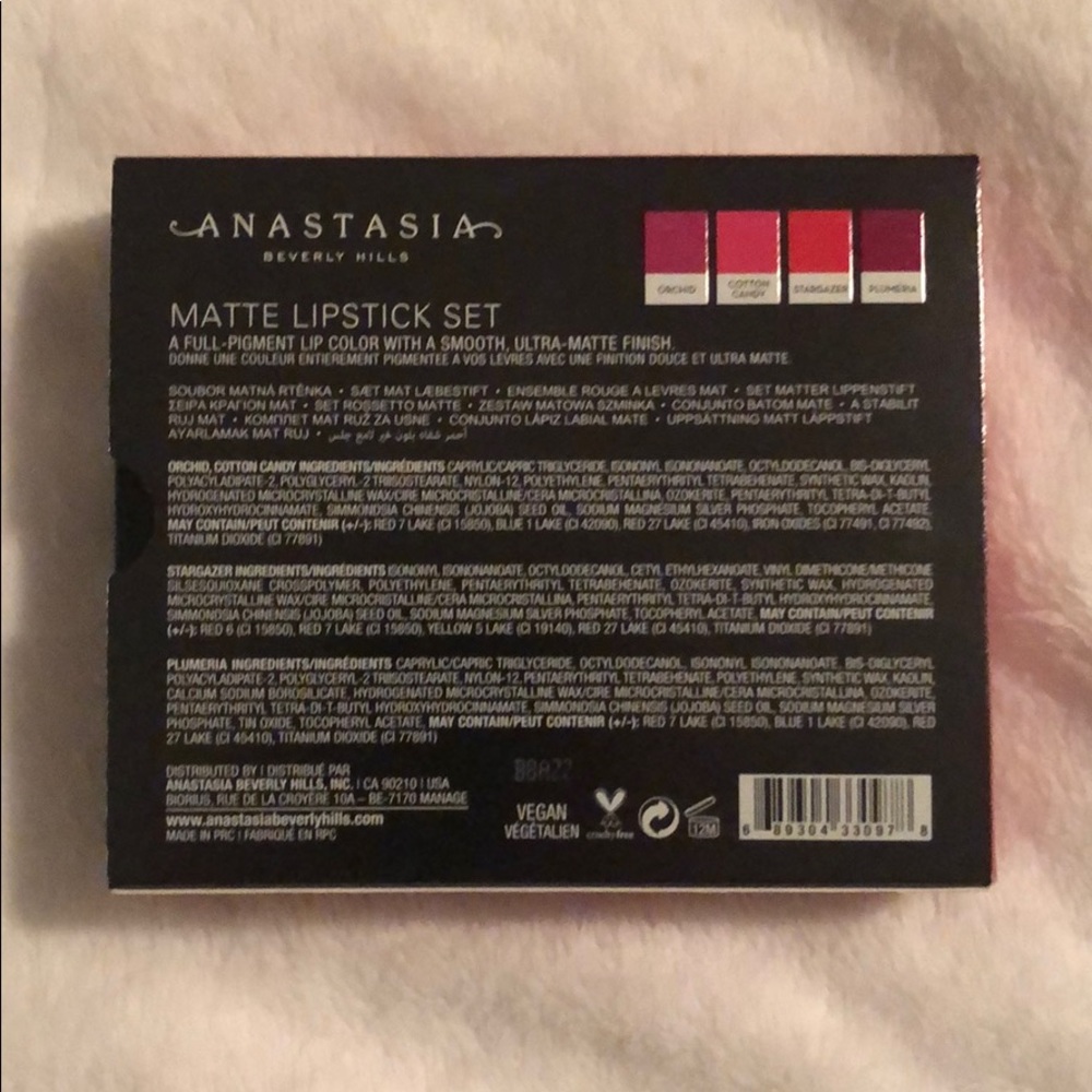 Make up bundle - Picture 3 of 5